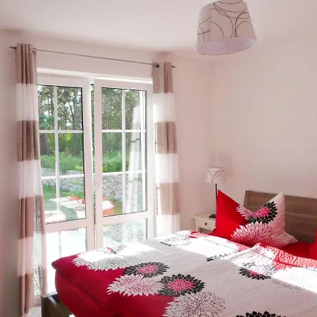 Apartment Am Kuestenwald 11 Koserow